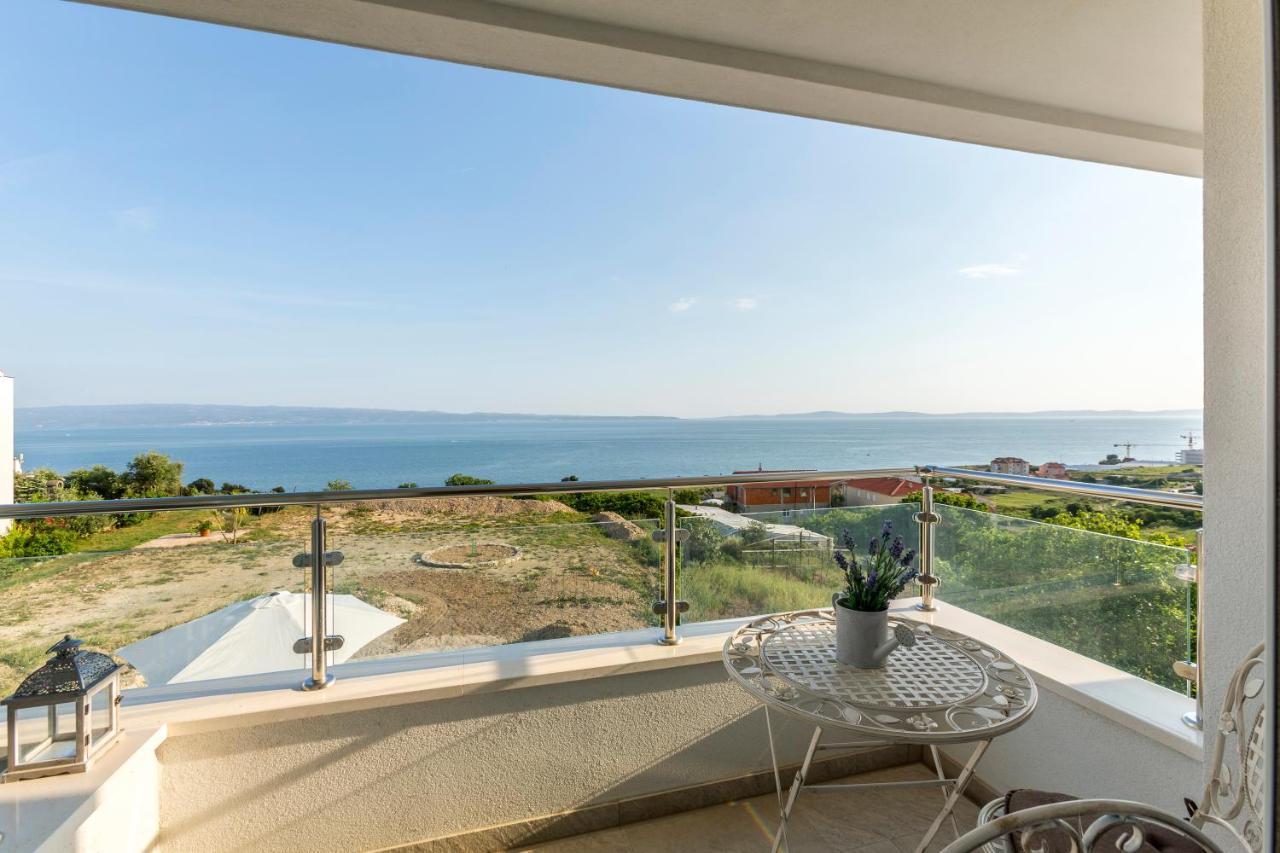 Luxury Villa Bello Horizonte With Swimming Pool Split Bagian luar foto