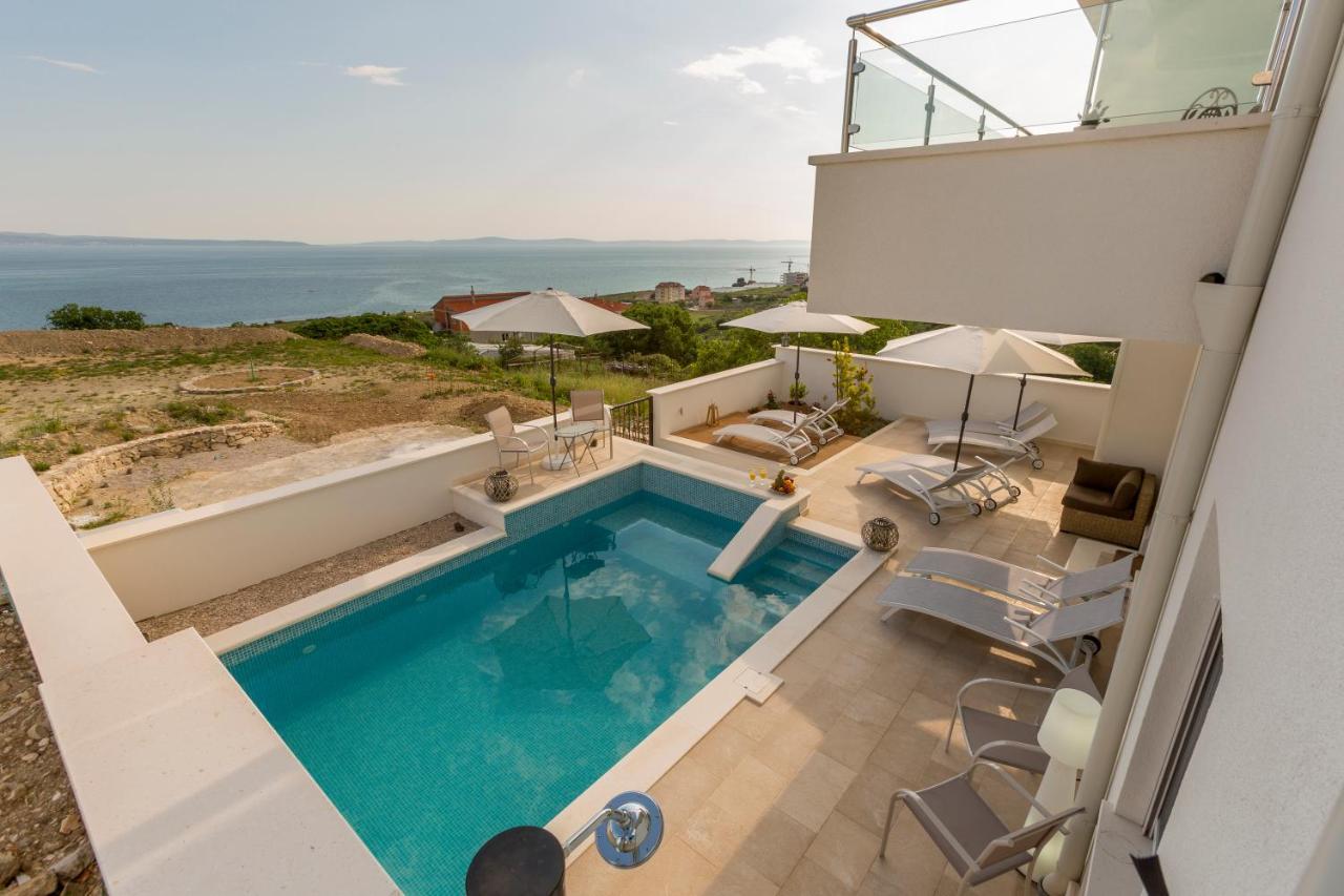 Luxury Villa Bello Horizonte With Swimming Pool Split Bagian luar foto