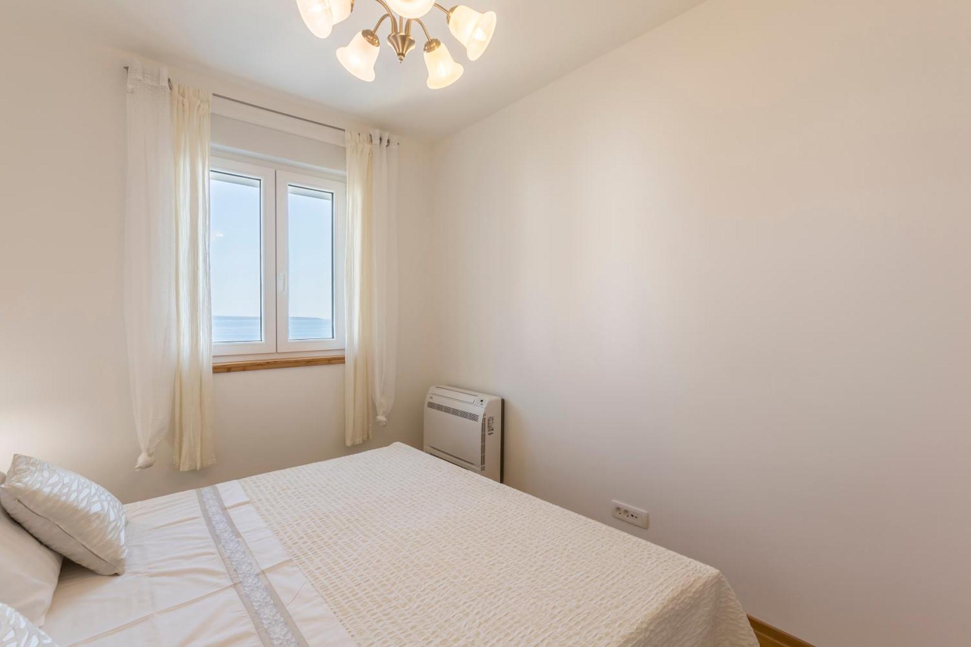 Luxury Villa Bello Horizonte With Swimming Pool Split Bagian luar foto